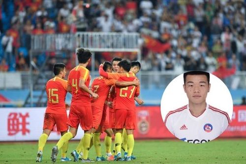 Tiền đạo U22 Trung Quốc: 'Đá chính thức thì Việt Nam không dễ thắng'