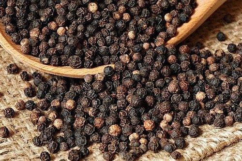 Cung vượt cầu, giá hạt tiêu dự báo tiếp tục gặp khó