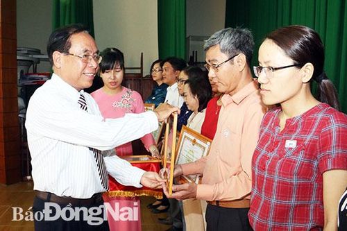 100% cơ quan, đơn vị đạt chuẩn văn hóa: Khó hoàn thành chỉ tiêu