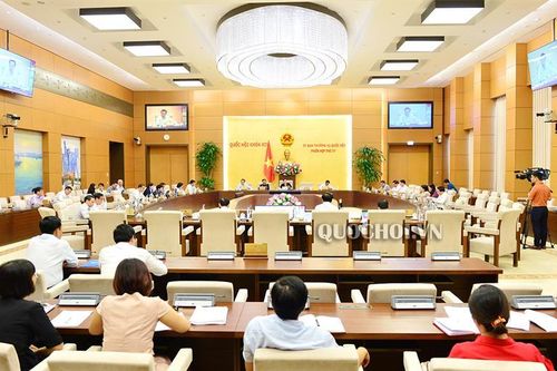 Không ban hành nghị quyết về quản lý và sử dụng nguồn thu từ cổ phần hóa
