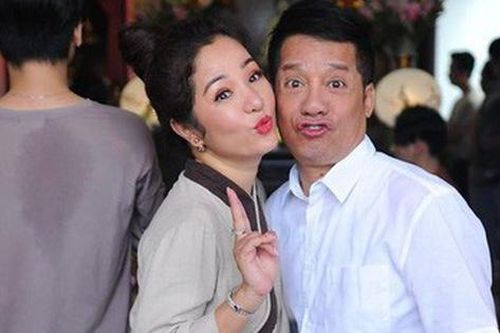 Thúy Nga lần đầu tổ chức cúng Tổ nghề ở Việt Nam sau khi sang Mỹ, Minh Nhí và dàn nghệ sĩ cùng tề tựu dâng hương