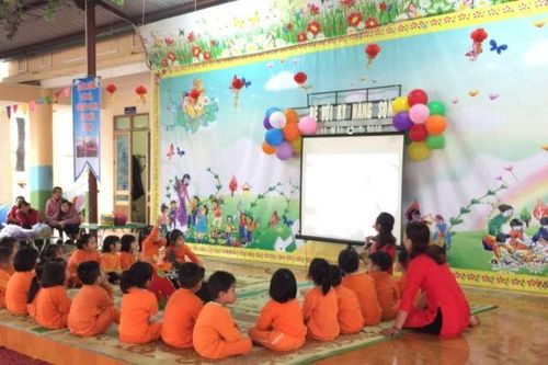 Tuyên Quang: Vận động trẻ mầm non đến trường
