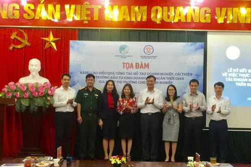 Tháo gỡ khó khăn, Hà Nội đồng hành với doanh nghiệp