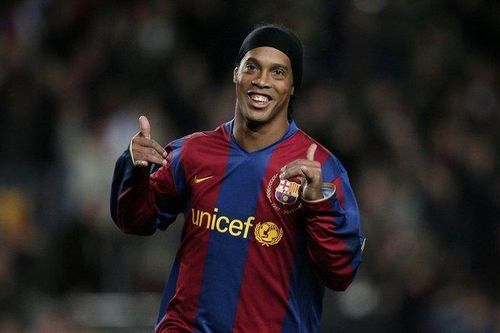 Ronaldinho: Nụ cười hồn nhiên ẩn sau cuộc đời trắc trở