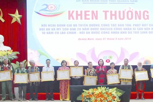 Cộng đồng phải cùng chung tay bảo tồn văn hóa