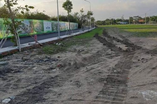 Biết là 'treo đầu dê, bán thịt chó', vẫn sập bẫy ngon ơ