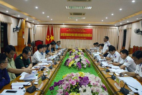 Văn phòng Ban chỉ đạo 389 quốc gia làm việc tại Bộ Tư lệnh Vùng Cảnh sát biển 1