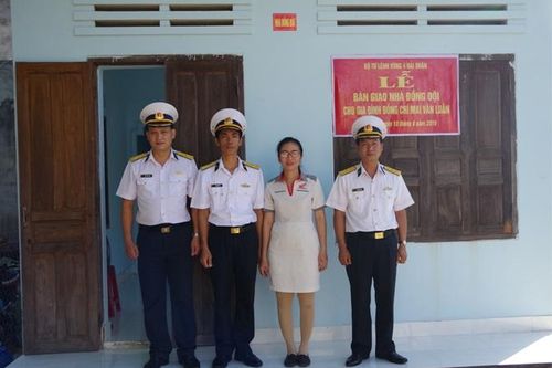 Trung đoàn 451, Vùng 4 Hải quân bàn giao 'Nhà đồng đội'
