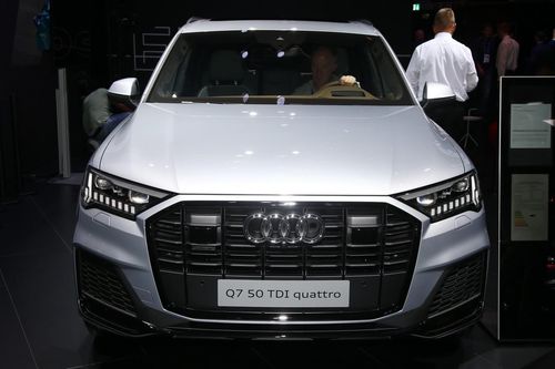 Audi Q7 2020 xuất hiện, nội thất sang và hiện đại