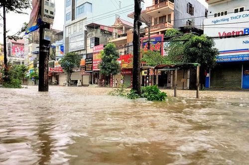 Hà Nội hỗ trợ 800 triệu đồng cho 4 tỉnh bị thiệt hại do mưa lũ