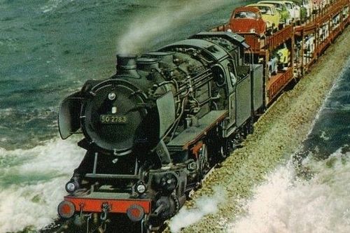 Đức: Chiêm ngưỡng những chuyến tàu hỏa chạy giữa biển khơi