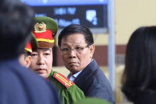 Khởi tố cựu tướng Phan Văn Vĩnh tội ra quyết định trái luật