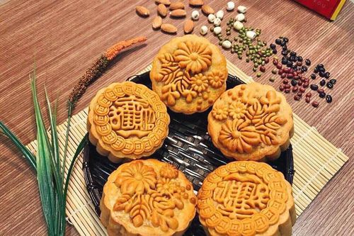 Chọn bánh trung thu ngon, an toàn có dễ?