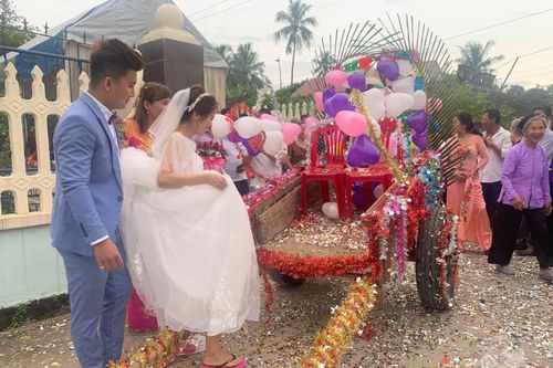 Độc đáo đám cưới rước dâu bằng xe trâu ở Thanh Hóa