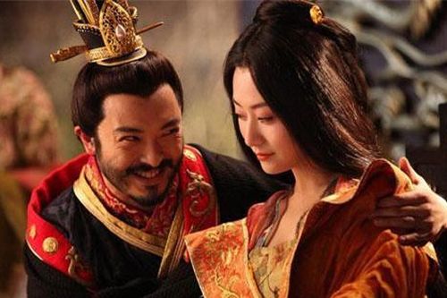 1001 quy tắc ân ái của Hoàng đế Trung Hoa: Con đường gian nan của các phi tần, mỹ nữ để đến với 'long sàng'