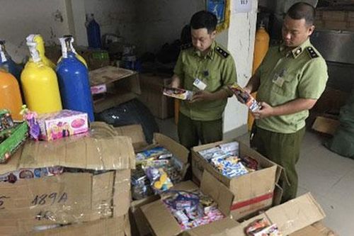 Hà Nội: Thu giữ gần 4.500 sản phẩm đồ chơi nhập lậu trước Trung thu