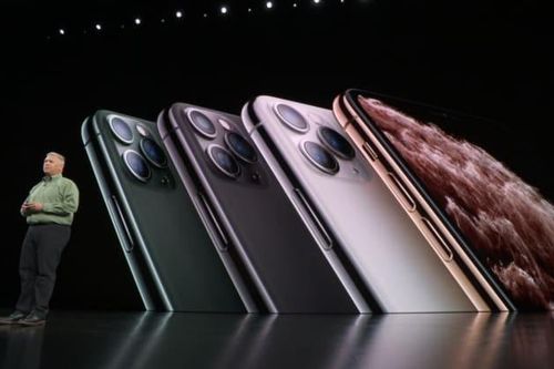Apple trình làng loạt iPhone mới