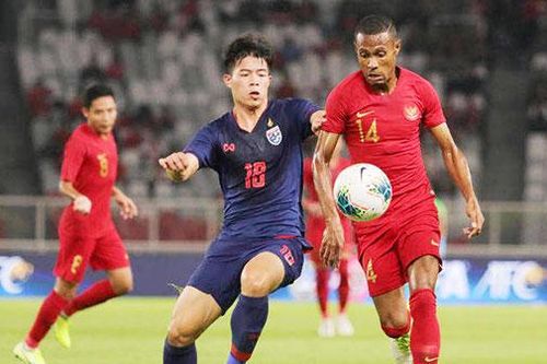 Thái Lan lên ngôi đầu