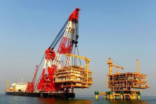 VN theo dõi sát việc tàu cẩu Lam Kình của TQ đi qua vùng đặc quyền EEZ