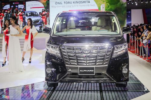 Top 5 xe bán ít nhất trong tháng 8 - Toyota, Isuzu chiếm 4 vị trí