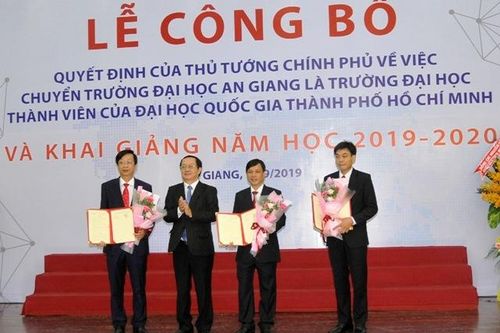 Đại học An Giang trở thành trường thành viên Đại học quốc gia TP Hồ Chí Minh