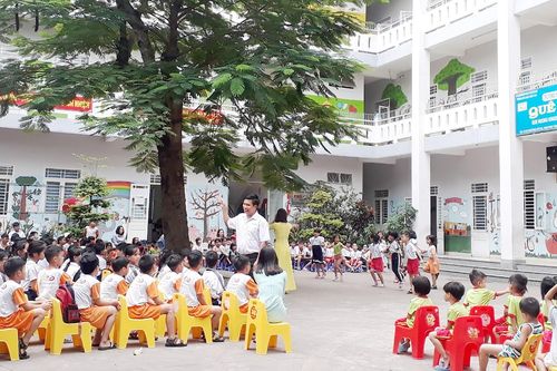 Năm học mới, nỗi lo cũ