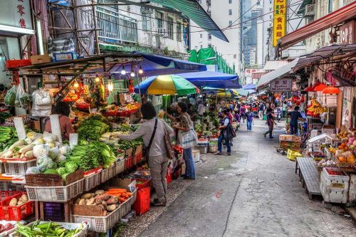 Một gia đình Việt đã 'sống sót' ở thành phố đắt đỏ nhất thế giới như thế nào