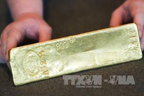 Giá vàng thế giới tăng do đồn đoán các ngân hàng trung ương nới lỏng chính sách tiền tệ