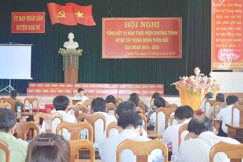 Đak Pơ: Khen thưởng 14 tập thể, cá nhân trong xây dựng nông thôn mới