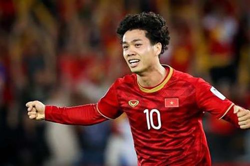 Phượng sẽ lại nở, hay dần úa tàn?