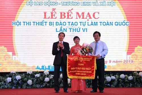 Giáo dục Tin tức giáo dục Đoàn Hà Nội đạt giải Nhất tại hội thi Thiết bị đào tạo tự làm toàn quốc
