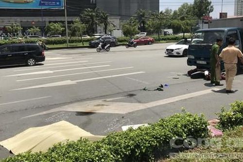 TP.HCM: Xe tải tông xe máy, một phụ nữ chết tại chỗ