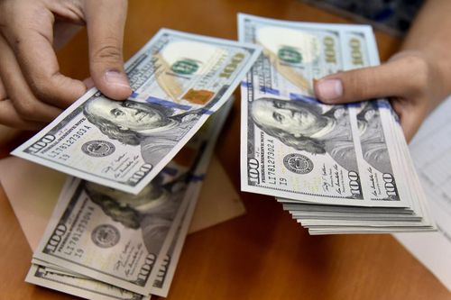 Bị can vụ nâng điểm thi ở Hòa Bình bị khởi tố bổ sung tội nhận hối lộ