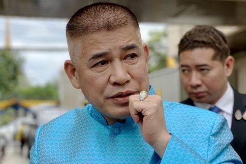 Cáo buộc ngồi tù, mua bằng giả bủa vây thứ trưởng Nông nghiệp Thái Lan