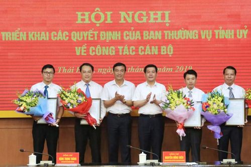 Bổ nhiệm nhân sự 6 tỉnh thành