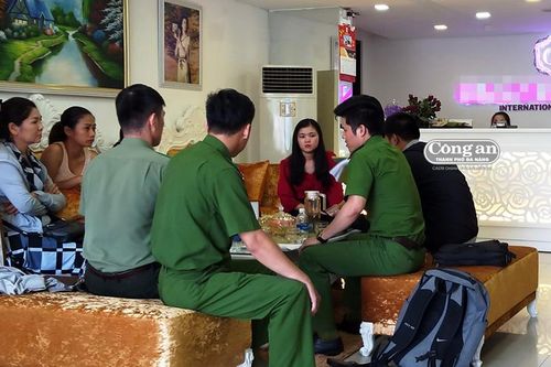Làm đẹp mà... hổng đẹp!