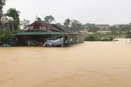 Hà Tĩnh đề nghị hỗ trợ kinh phí xây dựng công trình vượt lũ cho dân