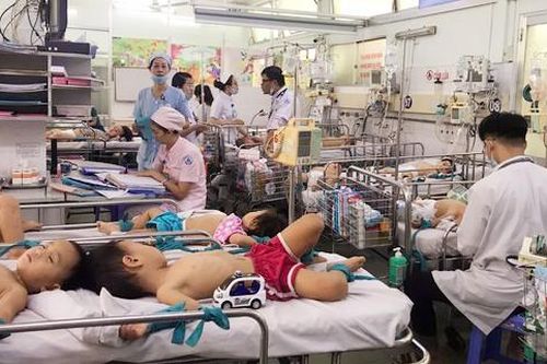 Số ca mắc bệnh tay chân miệng, sốt xuất huyết tiếp tục tăng