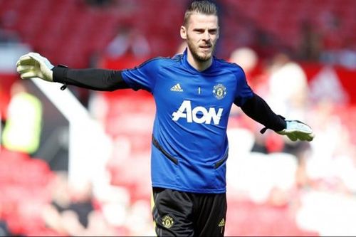 Chưa trở lại Old Trafford, thủ thành huyền thoại đã 'nắn gân' De Gea