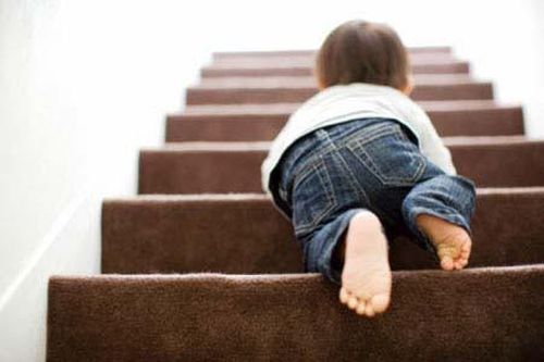 Trẻ bị thương tích tại nhà, xử trí thế nào?