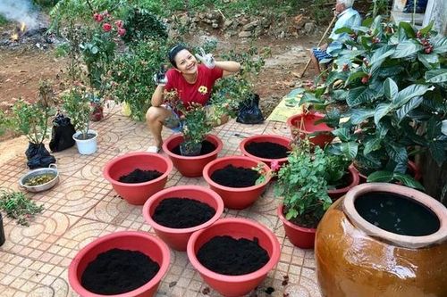 Khu vườn rộng 5.000m2 tại quê nhà Bình Phước của 'nữ hoàng cảnh nóng'
