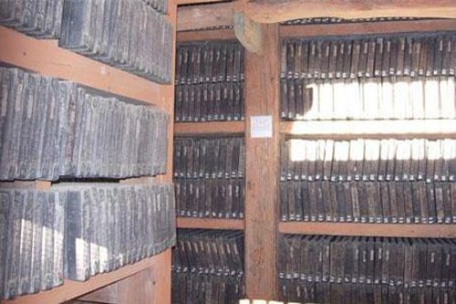 Tàng Kinh Các có ẩn chưa bí mật tuyệt học võ công...