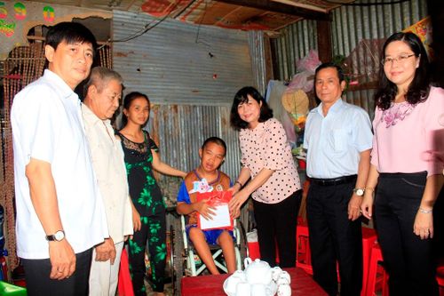 Trung thu cho mọi người