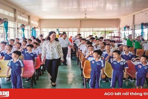 Trung thu ấm áp, nghĩa tình