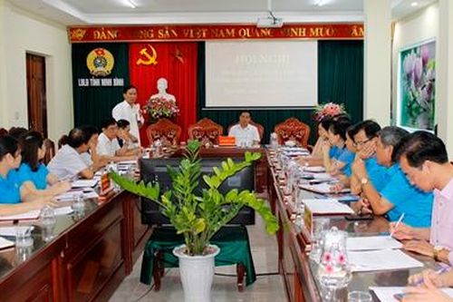 Hội nghị phối hợp giải quyết chế độ, chính sách cho người lao động