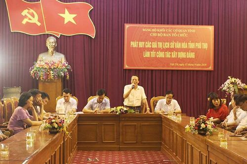 Chi bộ Ban Tổ chức Tỉnh ủy đổi mới sinh hoạt chi bộ