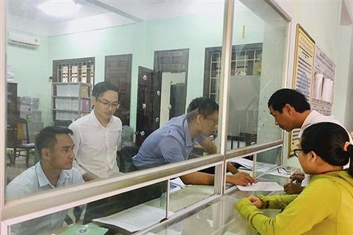 Cải cách hành chính, tạo thuận lợi cho người dân và doanh nghiệp