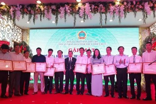 Chính trị - Xã hội Theo dòng thời sự Nhiều hoạt động kỷ niệm 74 năm ngày truyền thống Tòa án Nhân dân