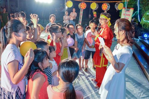 'Vui Trung thu nhớ Bác' tại Cao Bằng