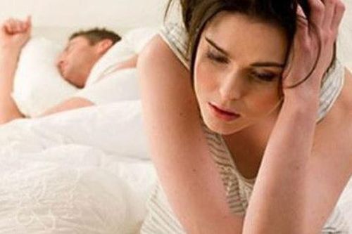 Cho lò xo vào vùng kín và những cách tránh thai 'ngớ ngẩn' của nhiều chị em